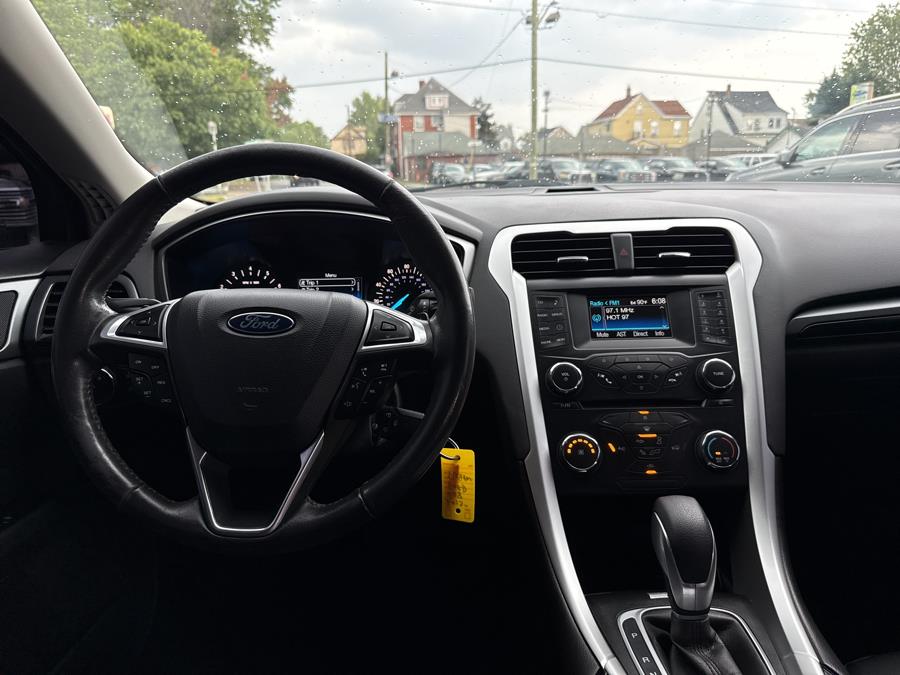 2014 Ford Fusion 4dr Sdn SE FWD, available for sale in Little Ferry, New Jersey | Victoria Preowned Autos Inc. Little Ferry, New Jersey 2014 Ford Fusion 4dr Sdn SE FWD, available for sale in Little Ferry, New Jersey | Victoria Preowned Autos Inc. Little Ferry, New Jersey
