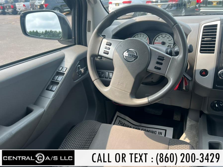 2012 Nissan Frontier 4WD Crew Cab SWB Auto SV, available for sale in East Windsor, Connecticut | Central A/S LLC. East Windsor, Connecticut 2012 Nissan Frontier 4WD Crew Cab SWB Auto SV, available for sale in East Windsor, Connecticut | Central A/S LLC. East Windsor, Connecticut