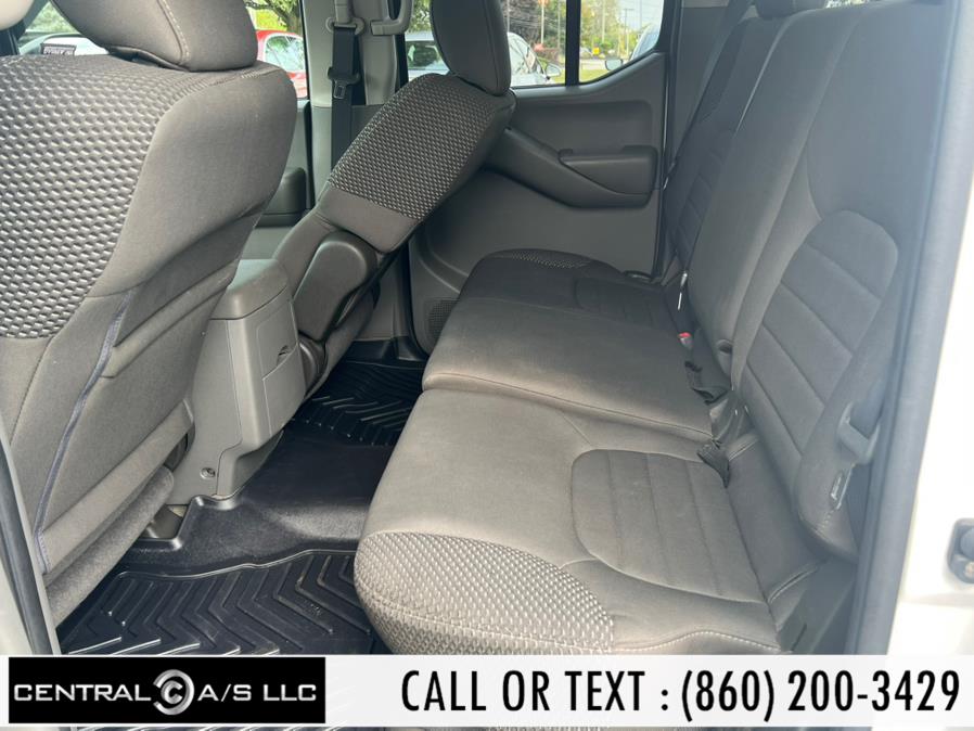 2012 Nissan Frontier 4WD Crew Cab SWB Auto SV, available for sale in East Windsor, Connecticut | Central A/S LLC. East Windsor, Connecticut 2012 Nissan Frontier 4WD Crew Cab SWB Auto SV, available for sale in East Windsor, Connecticut | Central A/S LLC. East Windsor, Connecticut