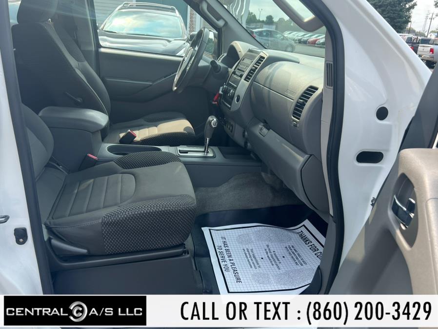 2012 Nissan Frontier 4WD Crew Cab SWB Auto SV, available for sale in East Windsor, Connecticut | Central A/S LLC. East Windsor, Connecticut 2012 Nissan Frontier 4WD Crew Cab SWB Auto SV, available for sale in East Windsor, Connecticut | Central A/S LLC. East Windsor, Connecticut