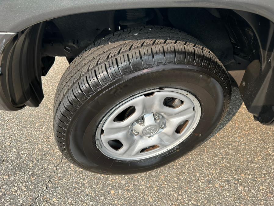 2009 Toyota Tacoma 2WD Access I4 MT (Natl), available for sale in South Windsor, Connecticut | Mike And Tony Auto Sales, Inc. South Windsor, Connecticut 2009 Toyota Tacoma 2WD Access I4 MT (Natl), available for sale in South Windsor, Connecticut | Mike And Tony Auto Sales, Inc. South Windsor, Connecticut