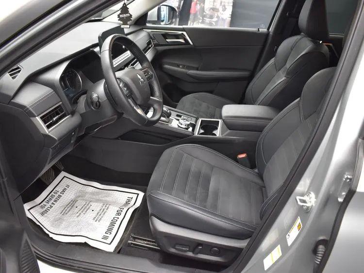 2024 Mitsubishi Outlander SE Sport Utility 4D, available for sale in Irvington, New Jersey | NJ Used Cars Center. Irvington, New Jersey 2024 Mitsubishi Outlander SE Sport Utility 4D, available for sale in Irvington, New Jersey | NJ Used Cars Center. Irvington, New Jersey
