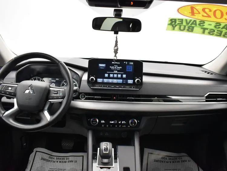 2024 Mitsubishi Outlander SE Sport Utility 4D, available for sale in Irvington, New Jersey | NJ Used Cars Center. Irvington, New Jersey 2024 Mitsubishi Outlander SE Sport Utility 4D, available for sale in Irvington, New Jersey | NJ Used Cars Center. Irvington, New Jersey