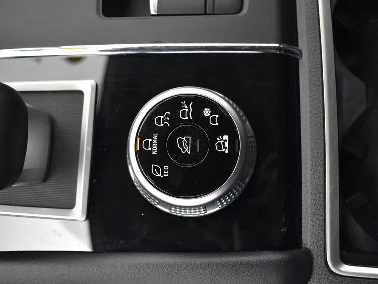 2024 Mitsubishi Outlander SE Sport Utility 4D, available for sale in Irvington, New Jersey | NJ Used Cars Center. Irvington, New Jersey 2024 Mitsubishi Outlander SE Sport Utility 4D, available for sale in Irvington, New Jersey | NJ Used Cars Center. Irvington, New Jersey