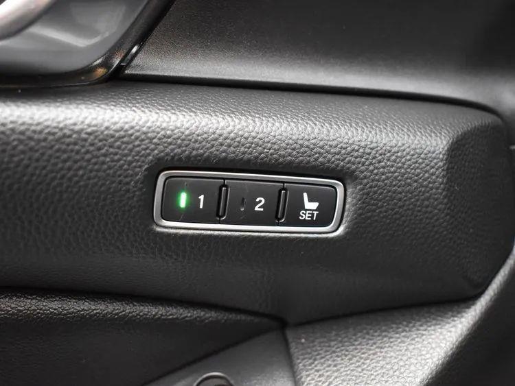 2020 Honda Accord Touring Sedan 4D, available for sale in Irvington, New Jersey | NJ Used Cars Center. Irvington, New Jersey 2020 Honda Accord Touring Sedan 4D, available for sale in Irvington, New Jersey | NJ Used Cars Center. Irvington, New Jersey