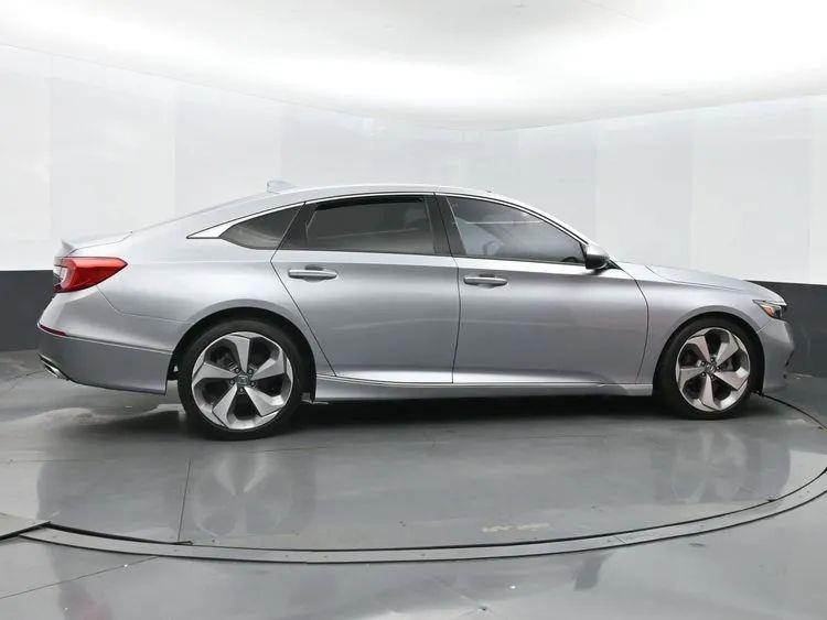 2020 Honda Accord Touring Sedan 4D, available for sale in Irvington, New Jersey | NJ Used Cars Center. Irvington, New Jersey 2020 Honda Accord Touring Sedan 4D, available for sale in Irvington, New Jersey | NJ Used Cars Center. Irvington, New Jersey