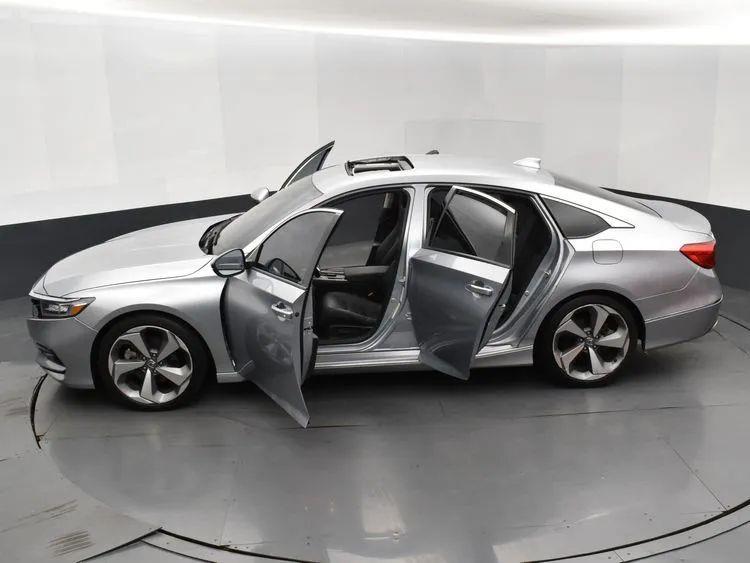 2020 Honda Accord Touring Sedan 4D, available for sale in Irvington, New Jersey | NJ Used Cars Center. Irvington, New Jersey 2020 Honda Accord Touring Sedan 4D, available for sale in Irvington, New Jersey | NJ Used Cars Center. Irvington, New Jersey