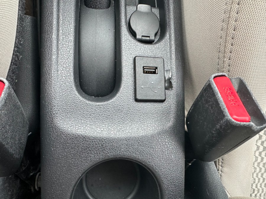 2014 Nissan Versa Note 5dr HB CVT 1.6 SV, available for sale in Paterson, New Jersey | DZ Automall. Paterson, New Jersey 2014 Nissan Versa Note 5dr HB CVT 1.6 SV, available for sale in Paterson, New Jersey | DZ Automall. Paterson, New Jersey