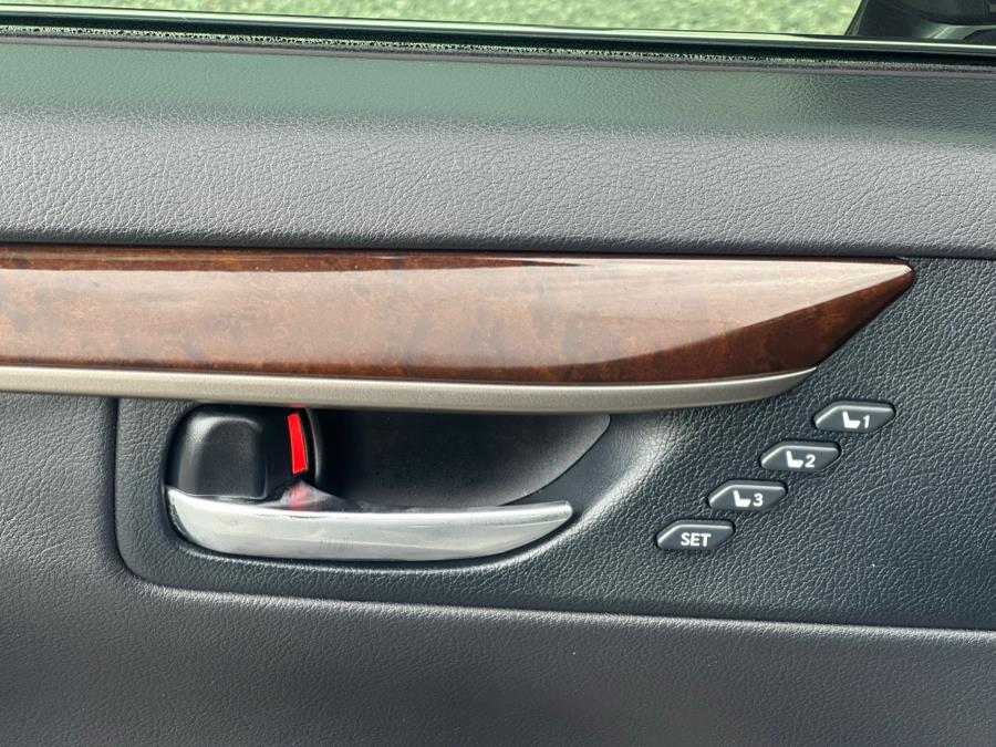 2013 Lexus ES 350 4dr Sdn, available for sale in Irvington , New Jersey | Auto Haus of Irvington Corp. Irvington , New Jersey 2013 Lexus ES 350 4dr Sdn, available for sale in Irvington , New Jersey | Auto Haus of Irvington Corp. Irvington , New Jersey