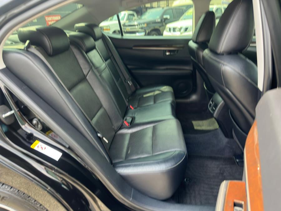 2013 Lexus ES 350 4dr Sdn, available for sale in Irvington , New Jersey | Auto Haus of Irvington Corp. Irvington , New Jersey 2013 Lexus ES 350 4dr Sdn, available for sale in Irvington , New Jersey | Auto Haus of Irvington Corp. Irvington , New Jersey