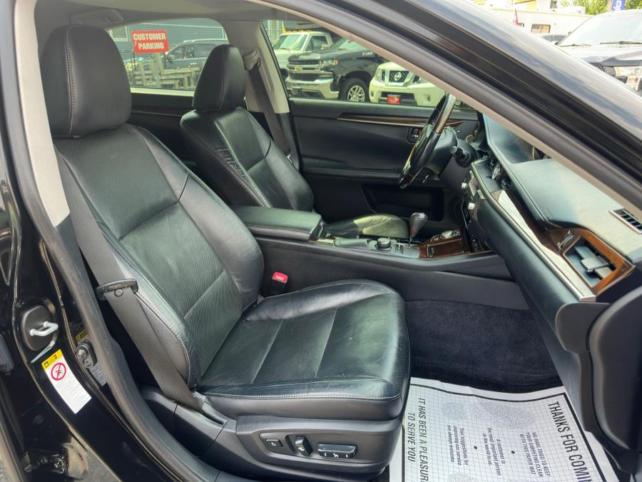 2013 Lexus ES 350 4dr Sdn, available for sale in Irvington , New Jersey | Auto Haus of Irvington Corp. Irvington , New Jersey 2013 Lexus ES 350 4dr Sdn, available for sale in Irvington , New Jersey | Auto Haus of Irvington Corp. Irvington , New Jersey