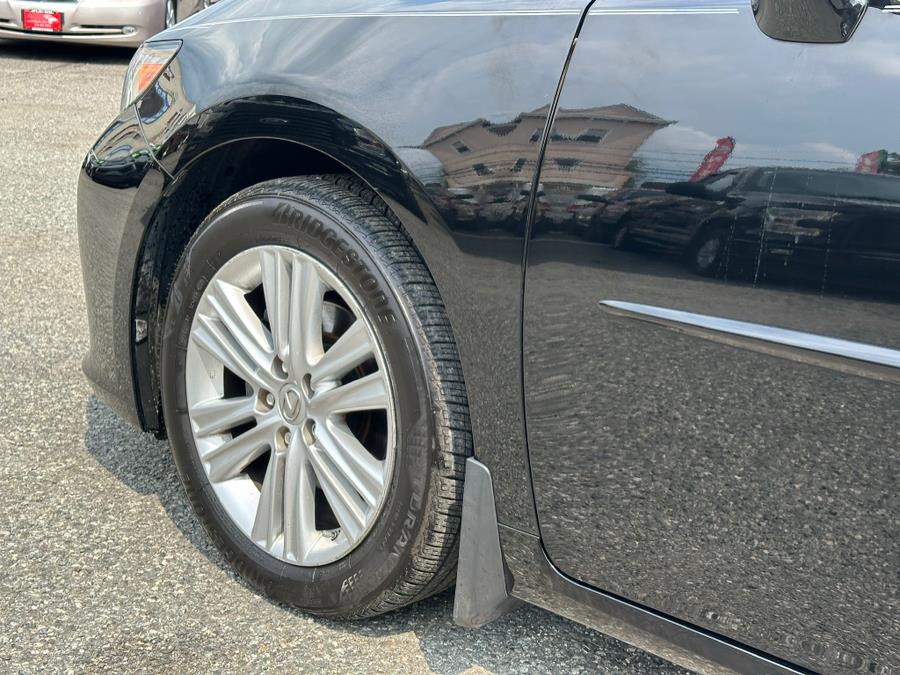 2013 Lexus ES 350 4dr Sdn, available for sale in Irvington , New Jersey | Auto Haus of Irvington Corp. Irvington , New Jersey 2013 Lexus ES 350 4dr Sdn, available for sale in Irvington , New Jersey | Auto Haus of Irvington Corp. Irvington , New Jersey