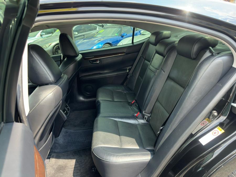2013 Lexus ES 350 4dr Sdn, available for sale in Irvington , New Jersey | Auto Haus of Irvington Corp. Irvington , New Jersey 2013 Lexus ES 350 4dr Sdn, available for sale in Irvington , New Jersey | Auto Haus of Irvington Corp. Irvington , New Jersey