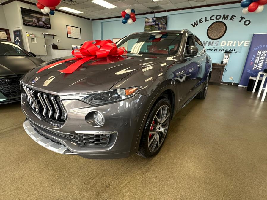 2021 Maserati Levante S GranLusso 3.0L, available for sale in Inwood, New York | 5 Towns Drive. Inwood, New York 2021 Maserati Levante S GranLusso 3.0L, available for sale in Inwood, New York | 5 Towns Drive. Inwood, New York