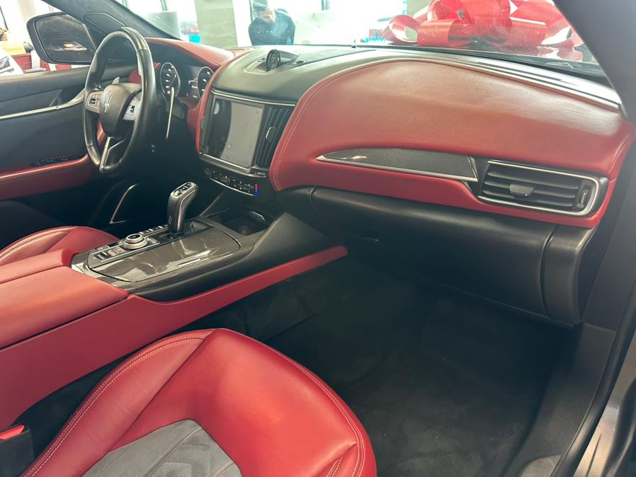 2021 Maserati Levante S GranLusso 3.0L, available for sale in Inwood, New York | 5 Towns Drive. Inwood, New York 2021 Maserati Levante S GranLusso 3.0L, available for sale in Inwood, New York | 5 Towns Drive. Inwood, New York