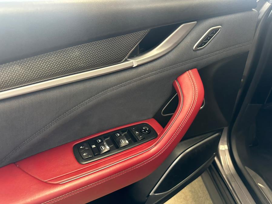 2021 Maserati Levante S GranLusso 3.0L, available for sale in Inwood, New York | 5 Towns Drive. Inwood, New York 2021 Maserati Levante S GranLusso 3.0L, available for sale in Inwood, New York | 5 Towns Drive. Inwood, New York