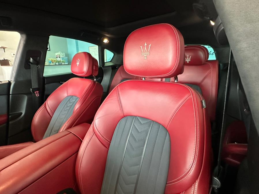 2021 Maserati Levante S GranLusso 3.0L, available for sale in Inwood, New York | 5 Towns Drive. Inwood, New York 2021 Maserati Levante S GranLusso 3.0L, available for sale in Inwood, New York | 5 Towns Drive. Inwood, New York