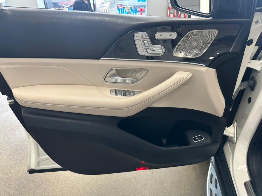 2022 Mercedes-Benz GLE GLE 350 4MATIC SUV, available for sale in Inwood, New York | 5 Towns Drive. Inwood, New York 2022 Mercedes-Benz GLE GLE 350 4MATIC SUV, available for sale in Inwood, New York | 5 Towns Drive. Inwood, New York