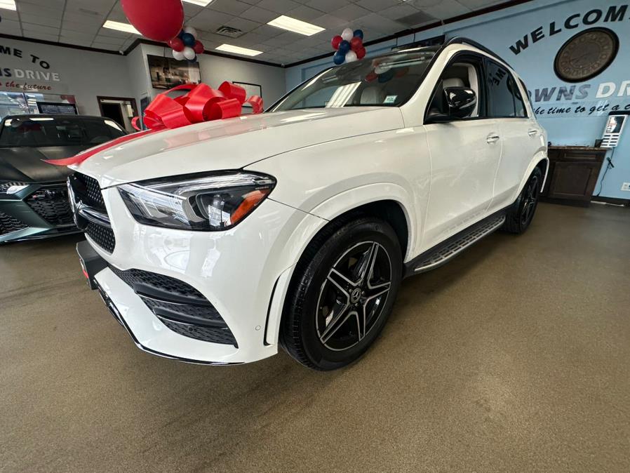 2022 Mercedes-Benz GLE GLE 350 4MATIC SUV, available for sale in Inwood, New York | 5 Towns Drive. Inwood, New York 2022 Mercedes-Benz GLE GLE 350 4MATIC SUV, available for sale in Inwood, New York | 5 Towns Drive. Inwood, New York
