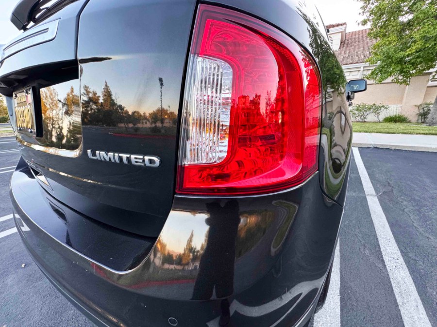 2011 Ford Edge 4dr Limited FWD, available for sale in Lake Forest, California | Pacific Green Line. Lake Forest, California 2011 Ford Edge 4dr Limited FWD, available for sale in Lake Forest, California | Pacific Green Line. Lake Forest, California