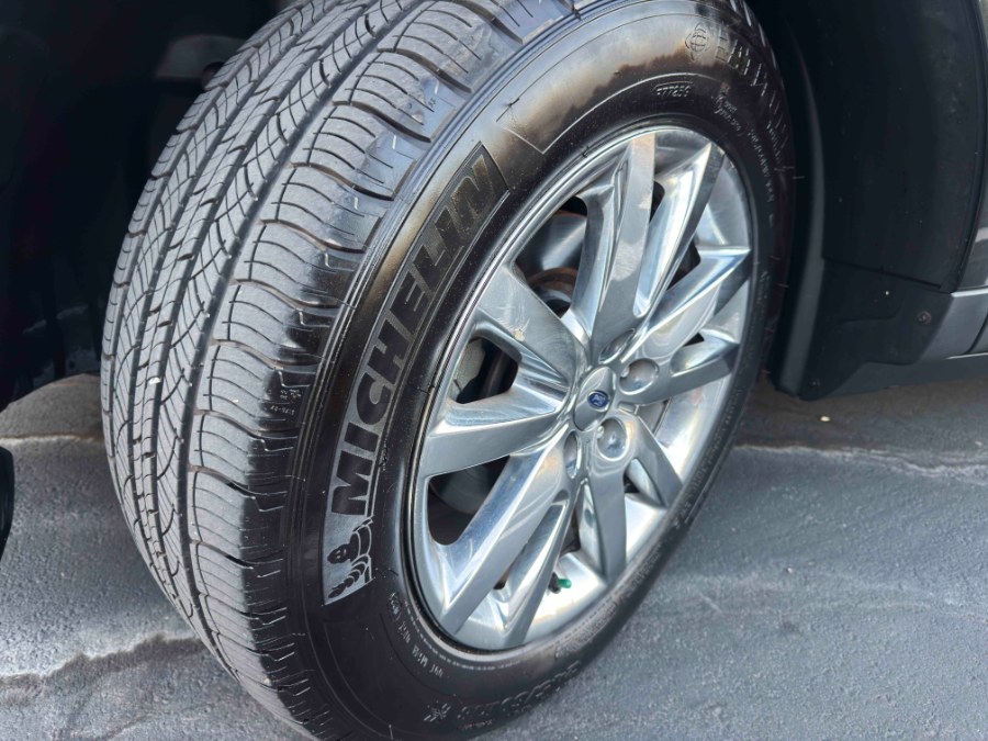 2011 Ford Edge 4dr Limited FWD, available for sale in Lake Forest, California | Pacific Green Line. Lake Forest, California 2011 Ford Edge 4dr Limited FWD, available for sale in Lake Forest, California | Pacific Green Line. Lake Forest, California