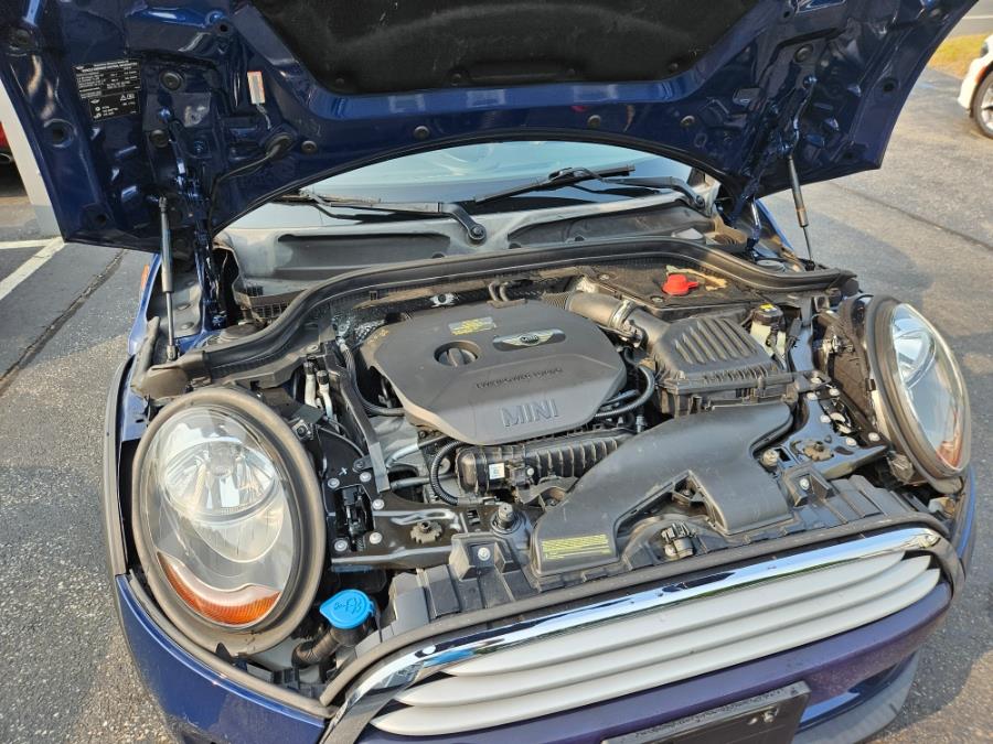 2015 MINI Cooper Hardtop 4 Door 4dr HB, available for sale in Naugatuck, Connecticut | Streamline Motors LLC. Naugatuck, Connecticut 2015 MINI Cooper Hardtop 4 Door 4dr HB, available for sale in Naugatuck, Connecticut | Streamline Motors LLC. Naugatuck, Connecticut