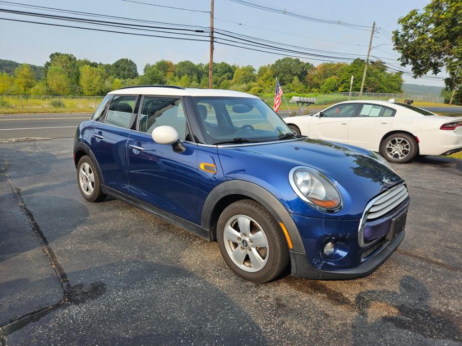 2015 MINI Cooper Hardtop 4 Door 4dr HB, available for sale in Naugatuck, Connecticut | Streamline Motors LLC. Naugatuck, Connecticut 2015 MINI Cooper Hardtop 4 Door 4dr HB, available for sale in Naugatuck, Connecticut | Streamline Motors LLC. Naugatuck, Connecticut