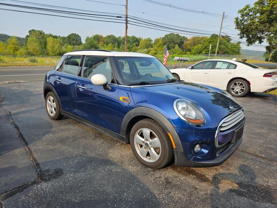 2015 MINI Cooper Hardtop 4 Door 4dr HB, available for sale in Naugatuck, Connecticut | Streamline Motors LLC. Naugatuck, Connecticut 2015 MINI Cooper Hardtop 4 Door 4dr HB, available for sale in Naugatuck, Connecticut | Streamline Motors LLC. Naugatuck, Connecticut