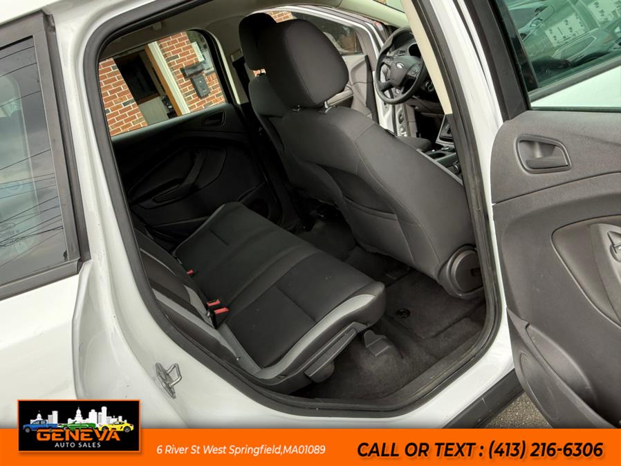 2013 Ford Escape FWD 4dr S, available for sale in West Springfield, Massachusetts | Geneva Auto Sales LLC. West Springfield, Massachusetts 2013 Ford Escape FWD 4dr S, available for sale in West Springfield, Massachusetts | Geneva Auto Sales LLC. West Springfield, Massachusetts