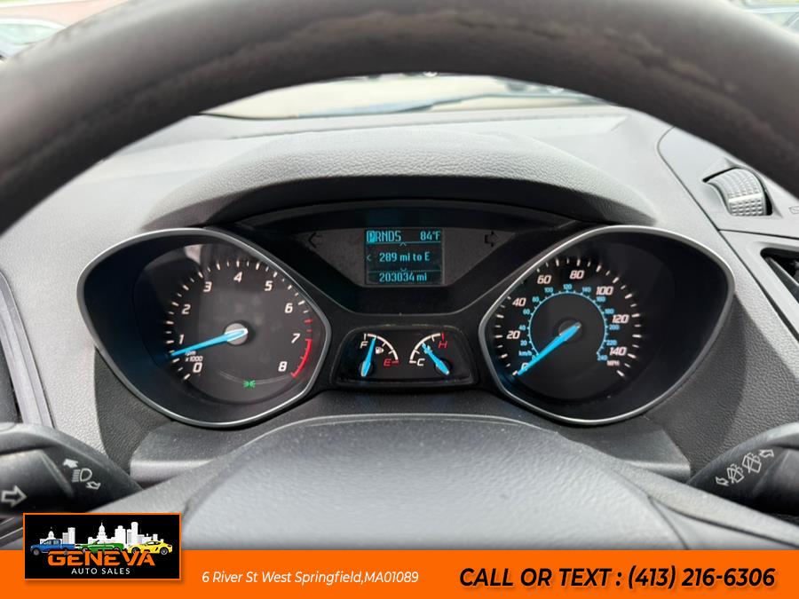 2013 Ford Escape FWD 4dr S, available for sale in West Springfield, Massachusetts | Geneva Auto Sales LLC. West Springfield, Massachusetts 2013 Ford Escape FWD 4dr S, available for sale in West Springfield, Massachusetts | Geneva Auto Sales LLC. West Springfield, Massachusetts
