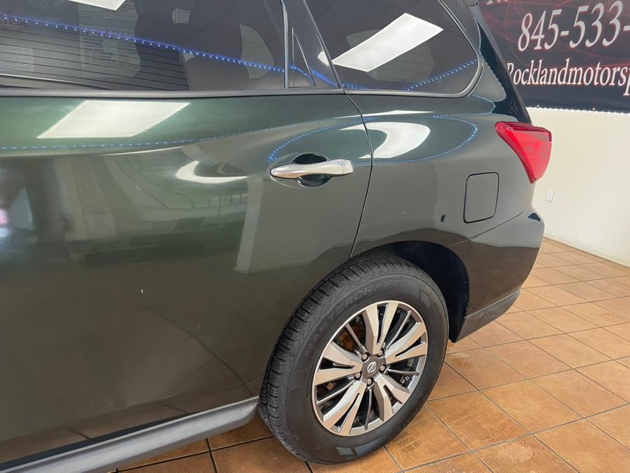 2018 Nissan Pathfinder 4x4 SL, available for sale in Suffern, New York | Rockland Motor Sport. Suffern, New York 2018 Nissan Pathfinder 4x4 SL, available for sale in Suffern, New York | Rockland Motor Sport. Suffern, New York