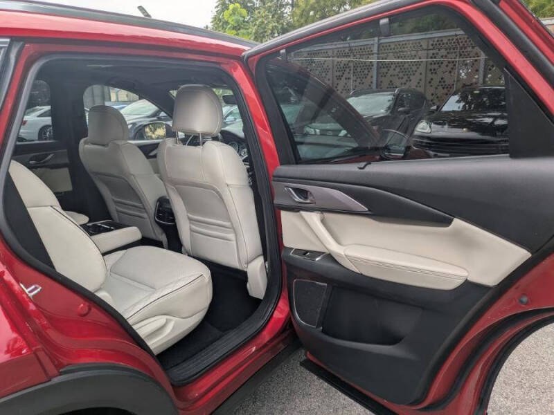 2022 Mazda CX-9 Signature AWD, available for sale in Long Island City, New York | Luxury Of Queens. Long Island City, New York 2022 Mazda CX-9 Signature AWD, available for sale in Long Island City, New York | Luxury Of Queens. Long Island City, New York