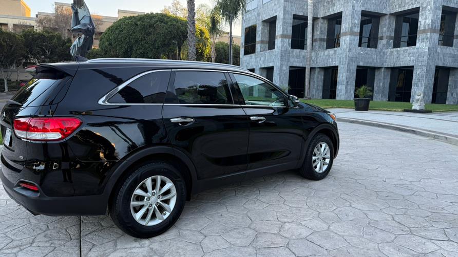 2018 Kia Sorento LX FWD, available for sale in Tustin, California | Carox LLC. Tustin, California 2018 Kia Sorento LX FWD, available for sale in Tustin, California | Carox LLC. Tustin, California