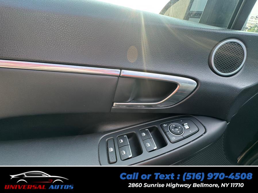 2023 Hyundai Sonata SEL 2.5L *Ltd Avail*, available for sale in Bellmore, New York | Universal Autos. Bellmore, New York 2023 Hyundai Sonata SEL 2.5L *Ltd Avail*, available for sale in Bellmore, New York | Universal Autos. Bellmore, New York
