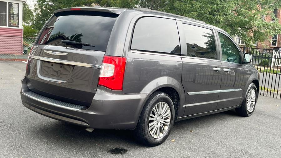 2015 Chrysler Town & Country 4dr Wgn Touring-L, available for sale in Springfield, Massachusetts | Jordan Auto Sales Inc. Springfield, Massachusetts 2015 Chrysler Town & Country 4dr Wgn Touring-L, available for sale in Springfield, Massachusetts | Jordan Auto Sales Inc. Springfield, Massachusetts