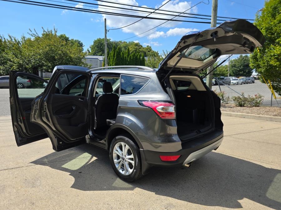 2018 Ford Escape SE FWD, available for sale in Philadelphia, Pennsylvania | Eugen's Auto Sales & Repairs. Philadelphia, Pennsylvania 2018 Ford Escape SE FWD, available for sale in Philadelphia, Pennsylvania | Eugen's Auto Sales & Repairs. Philadelphia, Pennsylvania