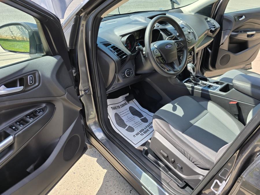 2018 Ford Escape SE FWD, available for sale in Philadelphia, Pennsylvania | Eugen's Auto Sales & Repairs. Philadelphia, Pennsylvania 2018 Ford Escape SE FWD, available for sale in Philadelphia, Pennsylvania | Eugen's Auto Sales & Repairs. Philadelphia, Pennsylvania