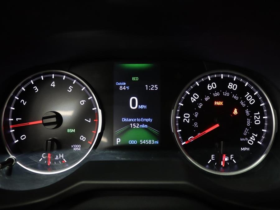2021 Toyota RAV4 XLE photo 23