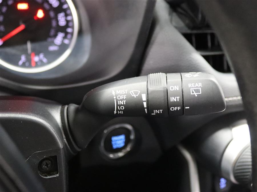 2021 Toyota RAV4 XLE photo 27