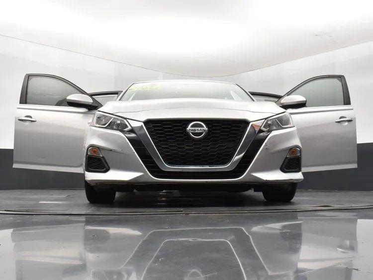 2019 Nissan Altima 2.5 S Sedan 4D, available for sale in Irvington, New Jersey | NJ Used Cars Center. Irvington, New Jersey 2019 Nissan Altima 2.5 S Sedan 4D, available for sale in Irvington, New Jersey | NJ Used Cars Center. Irvington, New Jersey