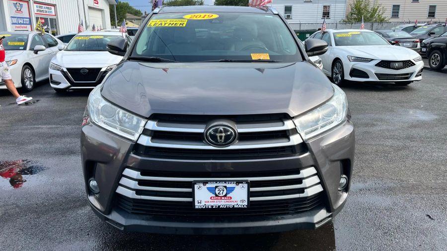2019 Toyota Highlander XLE Sport Utility 4D, available for sale in Linden, New Jersey | Route 27 Auto Mall. Linden, New Jersey 2019 Toyota Highlander XLE Sport Utility 4D, available for sale in Linden, New Jersey | Route 27 Auto Mall. Linden, New Jersey