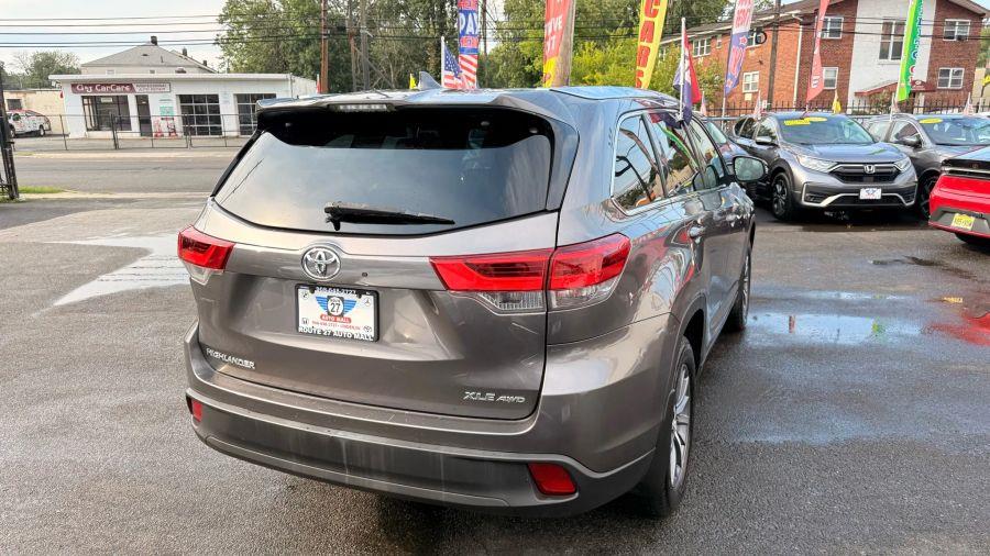 2019 Toyota Highlander XLE Sport Utility 4D, available for sale in Linden, New Jersey | Route 27 Auto Mall. Linden, New Jersey 2019 Toyota Highlander XLE Sport Utility 4D, available for sale in Linden, New Jersey | Route 27 Auto Mall. Linden, New Jersey