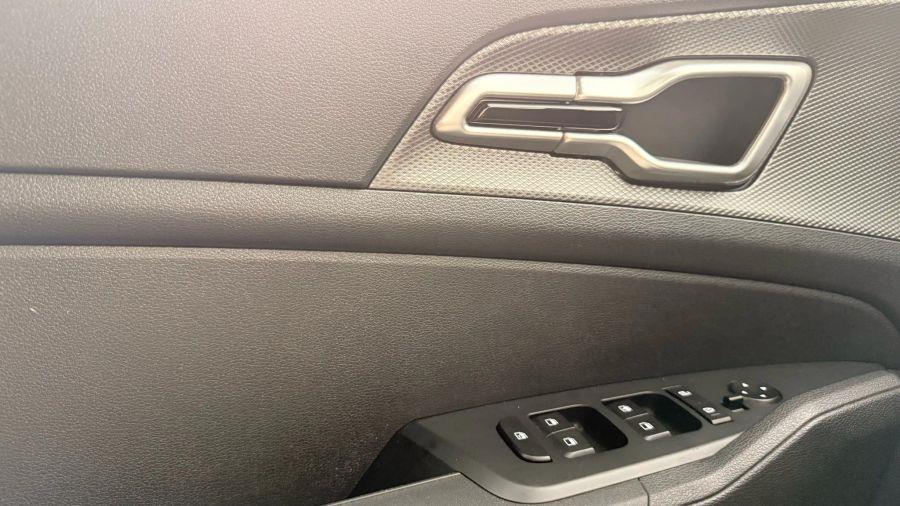 2024 Kia Sportage LX Sport Utility 4D, available for sale in Linden, New Jersey | Route 27 Auto Mall. Linden, New Jersey 2024 Kia Sportage LX Sport Utility 4D, available for sale in Linden, New Jersey | Route 27 Auto Mall. Linden, New Jersey