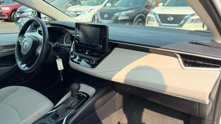 2022 Toyota Corolla LE Sedan 4D, available for sale in Linden, New Jersey | Route 27 Auto Mall. Linden, New Jersey 2022 Toyota Corolla LE Sedan 4D, available for sale in Linden, New Jersey | Route 27 Auto Mall. Linden, New Jersey