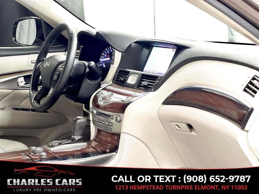 2015 Infiniti Q70l 5.6 Deluxe Tech Pkg, available for sale in Elmont, New York | Charles Cars. Elmont, New York 2015 Infiniti Q70l 5.6 Deluxe Tech Pkg, available for sale in Elmont, New York | Charles Cars. Elmont, New York
