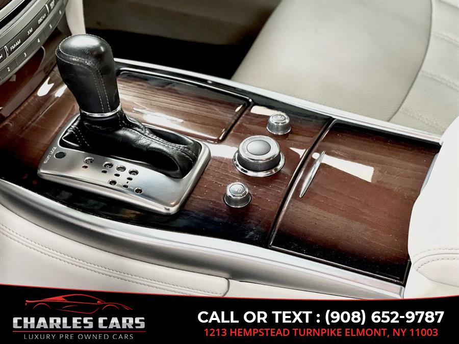 2015 Infiniti Q70l 5.6 Deluxe Tech Pkg, available for sale in Elmont, New York | Charles Cars. Elmont, New York 2015 Infiniti Q70l 5.6 Deluxe Tech Pkg, available for sale in Elmont, New York | Charles Cars. Elmont, New York