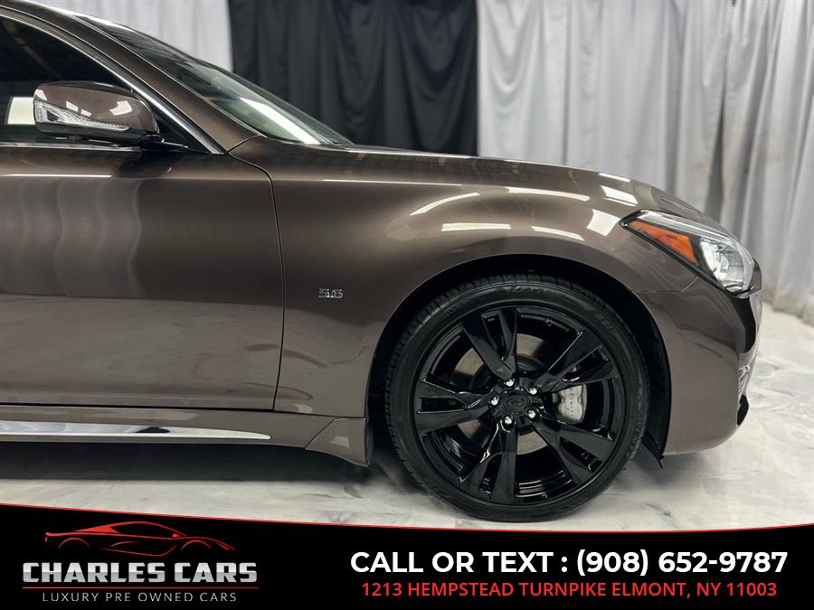 2015 Infiniti Q70l 5.6 Deluxe Tech Pkg, available for sale in Elmont, New York | Charles Cars. Elmont, New York 2015 Infiniti Q70l 5.6 Deluxe Tech Pkg, available for sale in Elmont, New York | Charles Cars. Elmont, New York