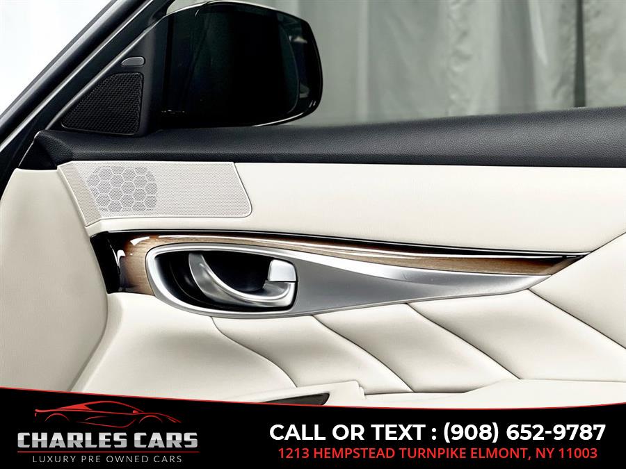 2015 Infiniti Q70l 5.6 Deluxe Tech Pkg, available for sale in Elmont, New York | Charles Cars. Elmont, New York 2015 Infiniti Q70l 5.6 Deluxe Tech Pkg, available for sale in Elmont, New York | Charles Cars. Elmont, New York