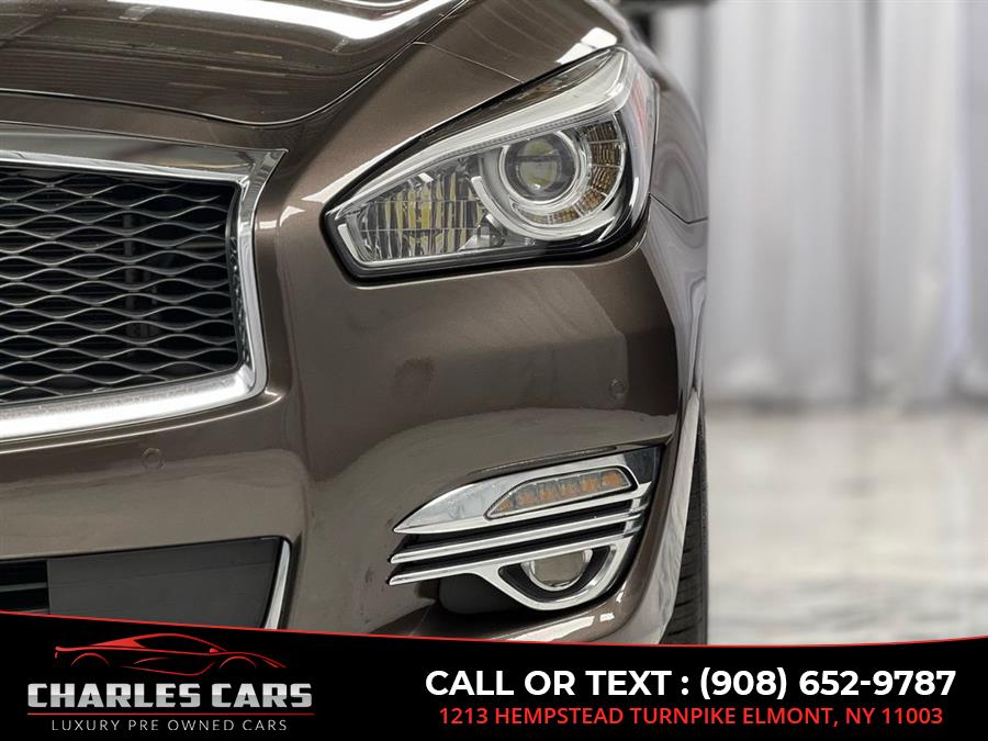 2015 Infiniti Q70l 5.6 Deluxe Tech Pkg, available for sale in Elmont, New York | Charles Cars. Elmont, New York 2015 Infiniti Q70l 5.6 Deluxe Tech Pkg, available for sale in Elmont, New York | Charles Cars. Elmont, New York