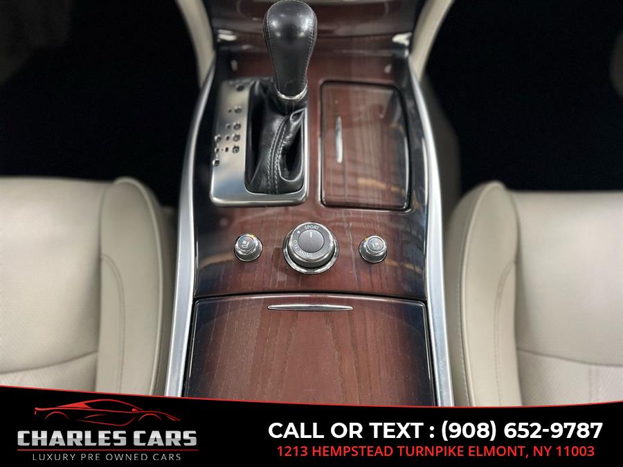2015 Infiniti Q70l 5.6 Deluxe Tech Pkg, available for sale in Elmont, New York | Charles Cars. Elmont, New York 2015 Infiniti Q70l 5.6 Deluxe Tech Pkg, available for sale in Elmont, New York | Charles Cars. Elmont, New York